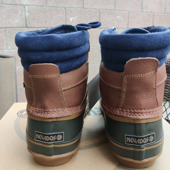 Nevados Mens Arkley Waterproof and Insulated Boot Cold Weather Snow Boot… - Picture 3 of 11